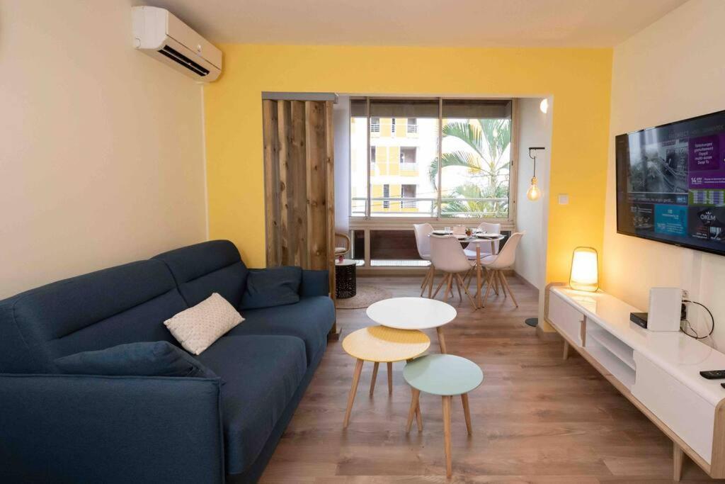 Appartement Ecrin D'Or T2 Duplex Sainte Clotilde 2 Etoiles Extérieur photo